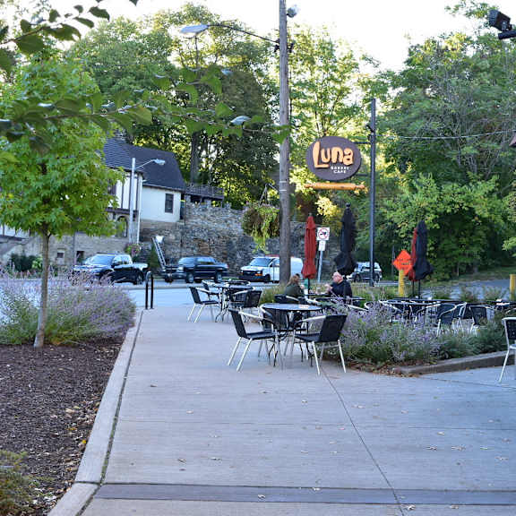 luna bakery at reserve overlook apartments, integrity realty, cleveland heights, 44106